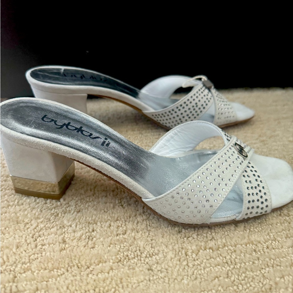New never worn Byblos Italy stylish sandals